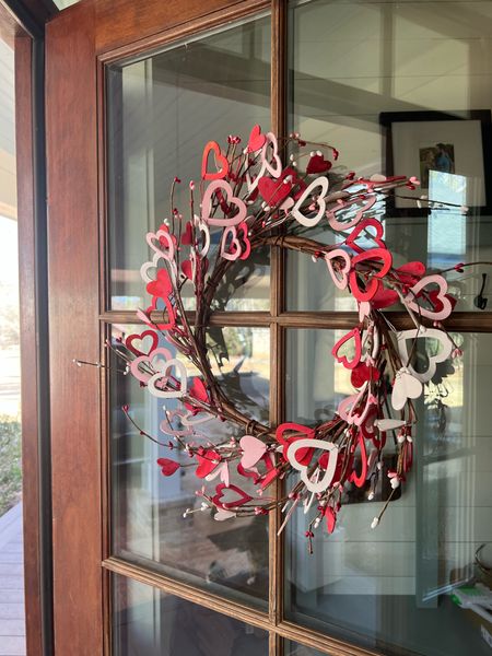 This new wreath 😍
#competition #valentinesday 

#LTKSeasonal #LTKhome #LTKFind