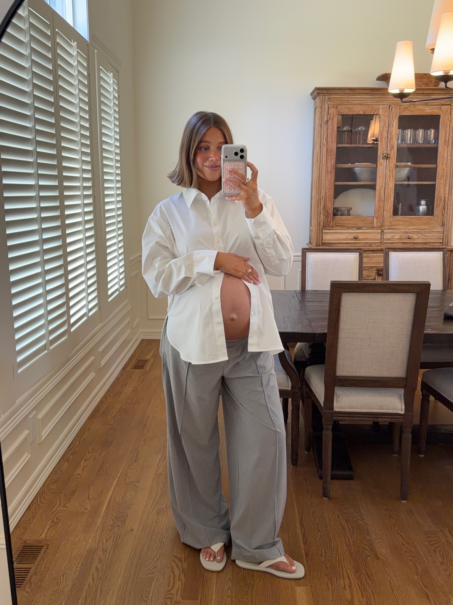 Size 10 in all lululemon tops, size L in Breezily Pant (sized up for pregnancy) mid rise and they’re super soft, stretchy and light weight for summer! 31” inseam and I am 5’ 5” 

#pregnancystyle #pregnant #bumpstyle #bresheppard #lowrise #pregnancy

#LTKgrwm