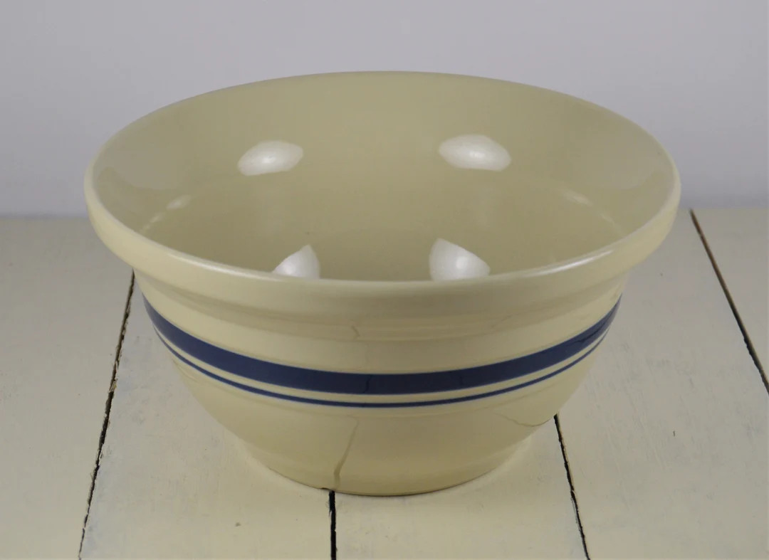 FP Friendship Pottery BLUE STRIPE 8" Mixing Bowl, 2 Quart, Roseville Ohio, Used | Etsy (US)