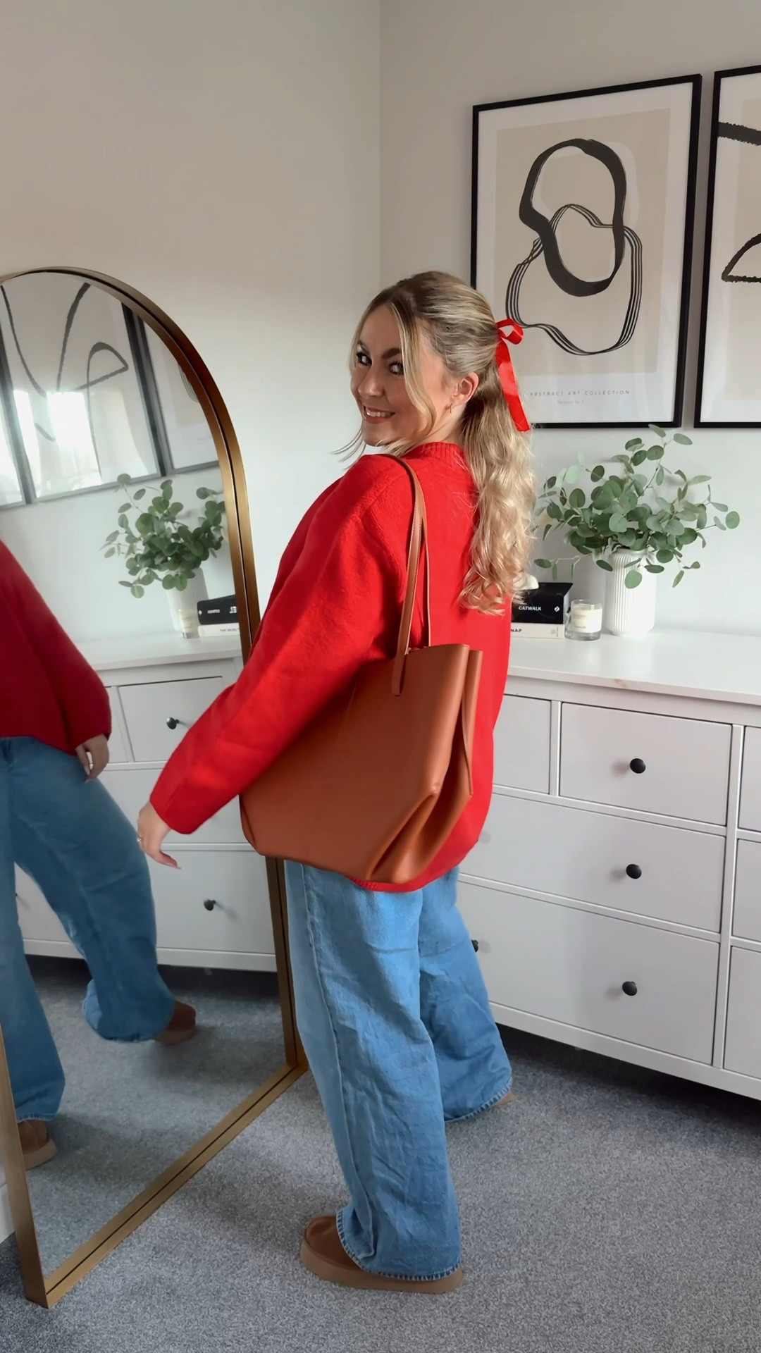 Cute and comfy but with a little nod to festive season ❤️🎄 a little hair bow will never not make everything look so cute 

#LTKgrwm #LTKMidsize #LTKootd