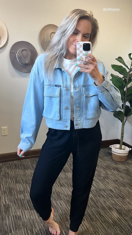 My favorite joggers paired with my new favorite denim jacket! We’re in a medium in both.

#LTKSeasonal #LTKtravel #LTKfitness