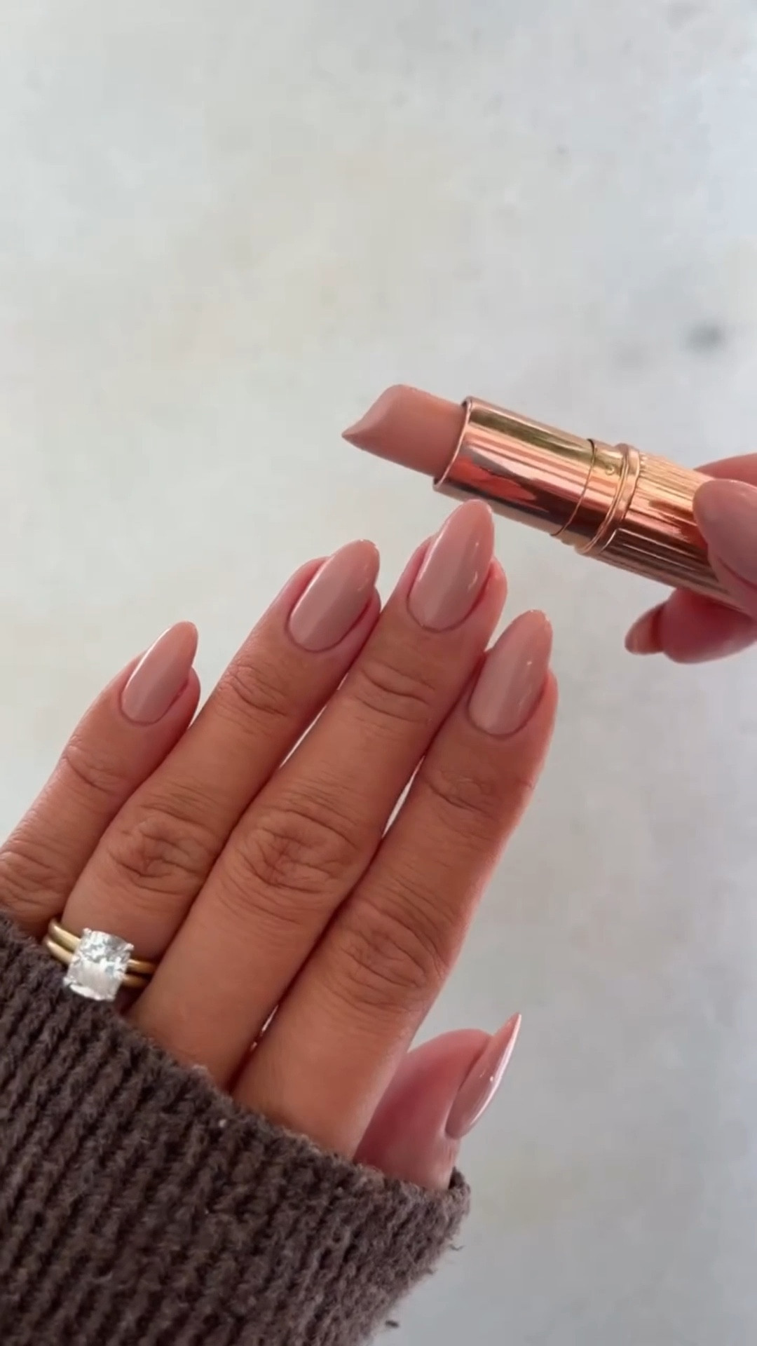 my perfect nail colour theory- someone else pls test this??!!

Charlotte Tilbury - Kim KW Lipstick















Nails, nail theory, nail trend, nail colour, nude nails, summer nails, spring nails, natural nails, everyday nails, glam nails, lipstick, weekly manicure, fresh nails

#LTKbeauty #LTKcanada #LTKsummer