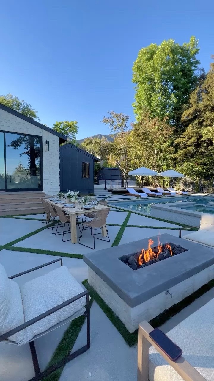 Shop my home stools, hardware, sconces, pendants, pulls, chandelier 

#LTKunder100 #LTKunder50 #LTKmens