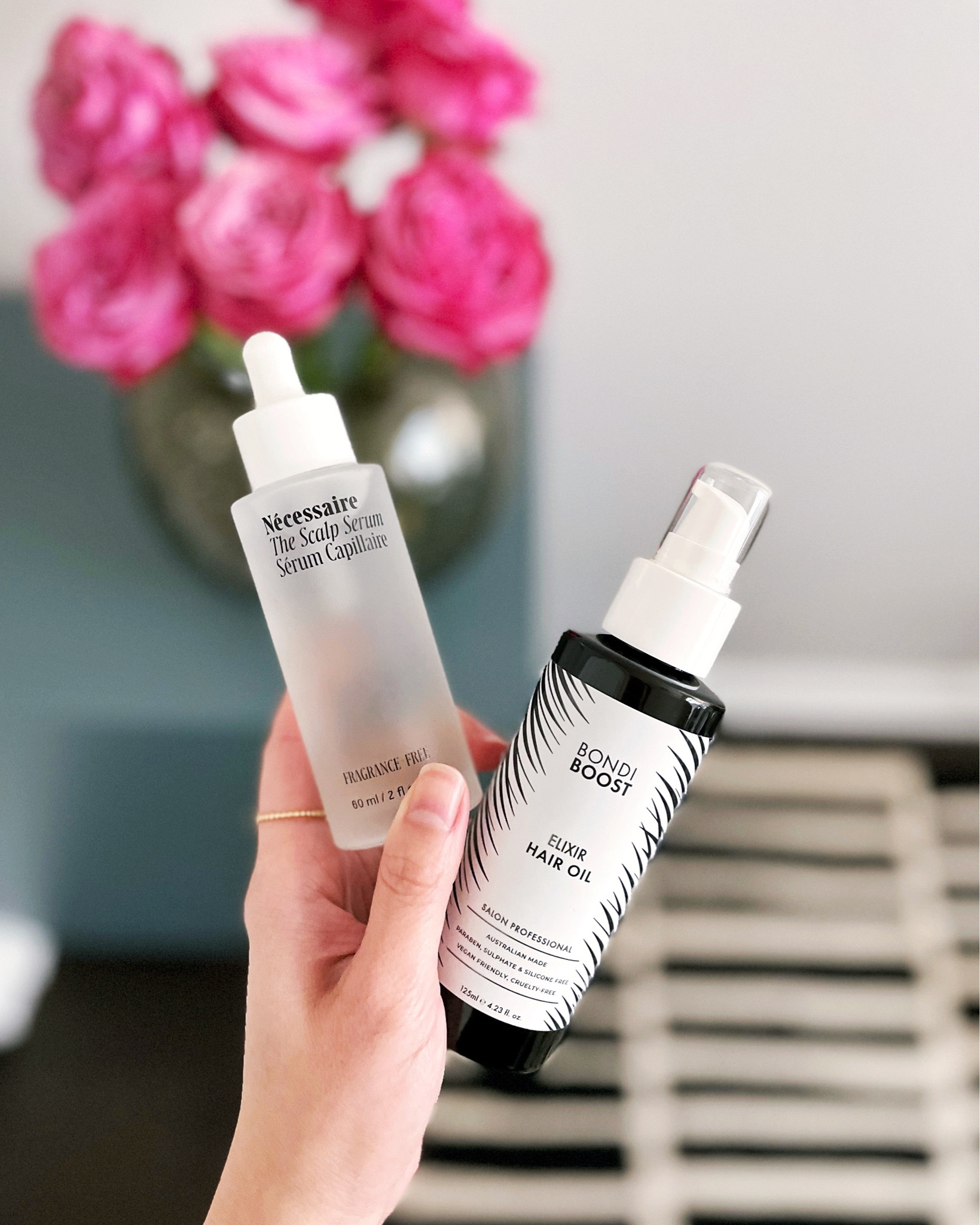 {#scalpcare} the scalp needs love too! in my 30s my scalp decided to change on me and i had to get to the root of the problem 🫣🤣 by adding a scalp/hair oil treatment as a pre-wash step! #protip: sometimes i leave it on for hours. but this extra step has helped the most. i also moisturize with a scalp serum which helps w hydration & hair growth. this a little more watery than a typical serum but absorbs easily and has no-scent! // shop this post and other favorites i’ve used via #linkinbio ✌️ {07.30.23}


🙏 thank you for shopping my links!


.
.
.
.
.
.
#texasblogger #fbloggers #austinblogger #atxblogger #flashesofdelight #instagood #thatsdarling #liketkit #ltkbeauty #bbloggers #beauty #beautyaddict #beautyedit #skincare #selfcare #skincareroutine #scalpproducts #bondiboost #haircare #hairproducts #necessaire #scalpoil #hairoil

#LTKbeauty