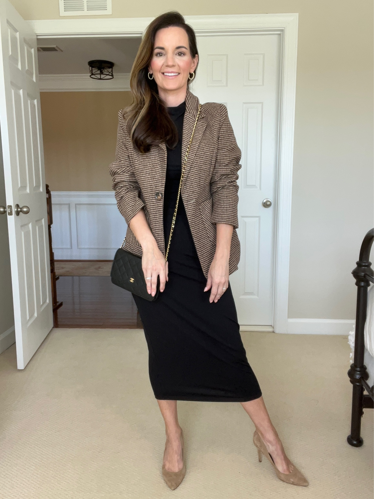 $25 LBD It's slimming, sleek and stretchy (not pregnant but it is bump friendly). Blazer is perfect for Fall. 
For ref I'm 5'3 and wearing size XS in the dress and S in the blazer.

#Ibd #littleblackdress #targetfashion #target #targetfinds #targetstyle #falldresses #falldress #fallstyle #fall #blackdress #maternity #bumpstyle #blazer#affordablefashion #casualstyle 


#LTKfindsunder50 #LTKworkwear