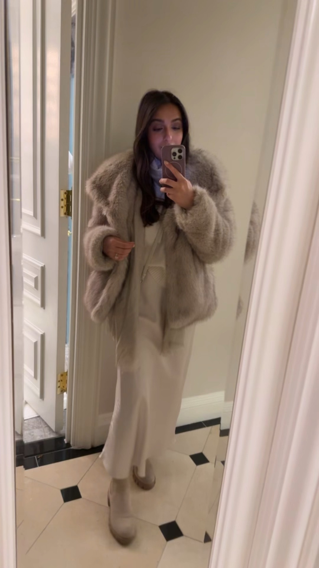 NYC OOTD + similar items #newyork 

#LTKHoliday