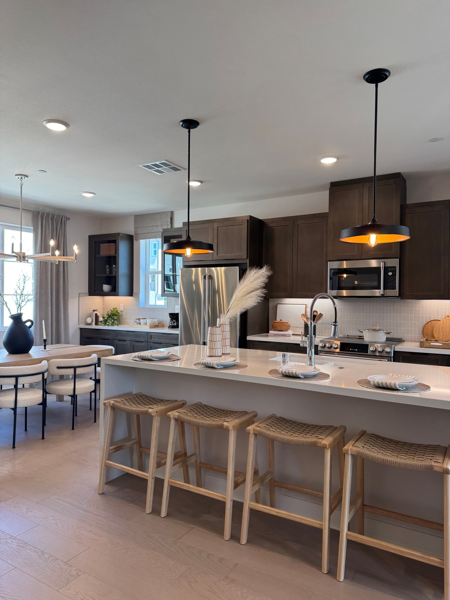 Take your kitchen to the next level with these amazing Amazon finds.

Stools, pendant lighting

#LTKHome