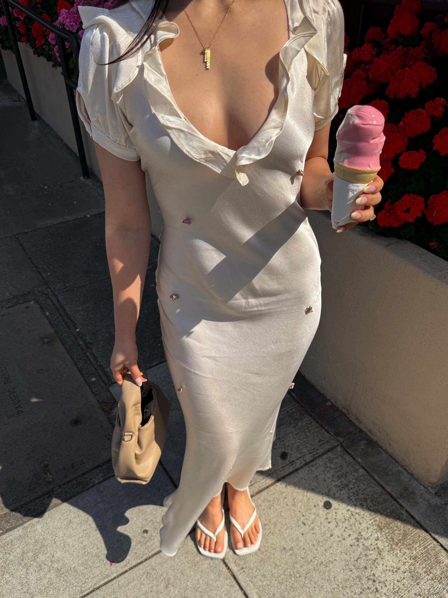 Cute spring satin dress 

#LTKStyleTip #LTKBeauty #LTKFindsUnder100