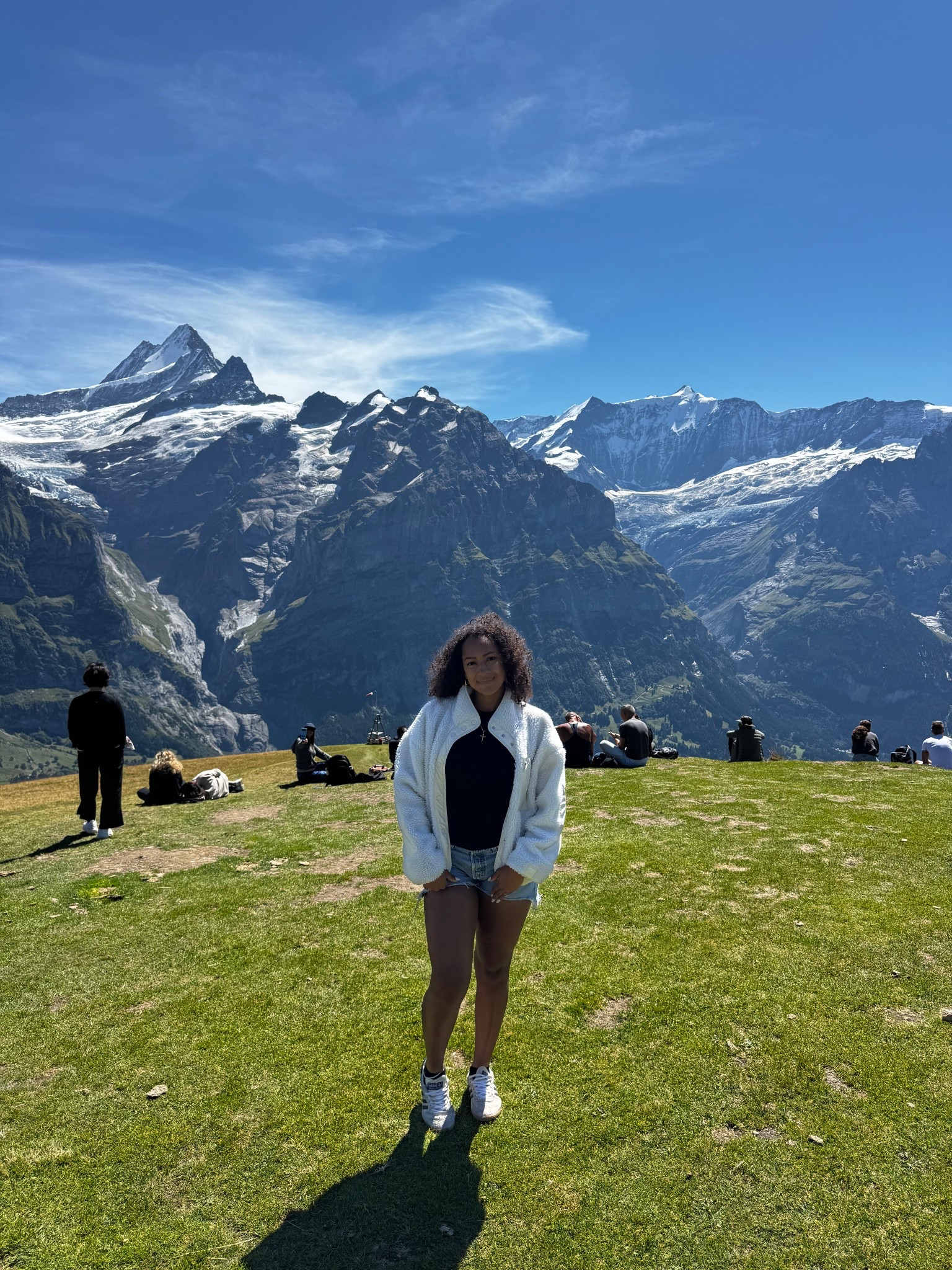 The fluffiest jacket ever 🥹🤍🍂✨
