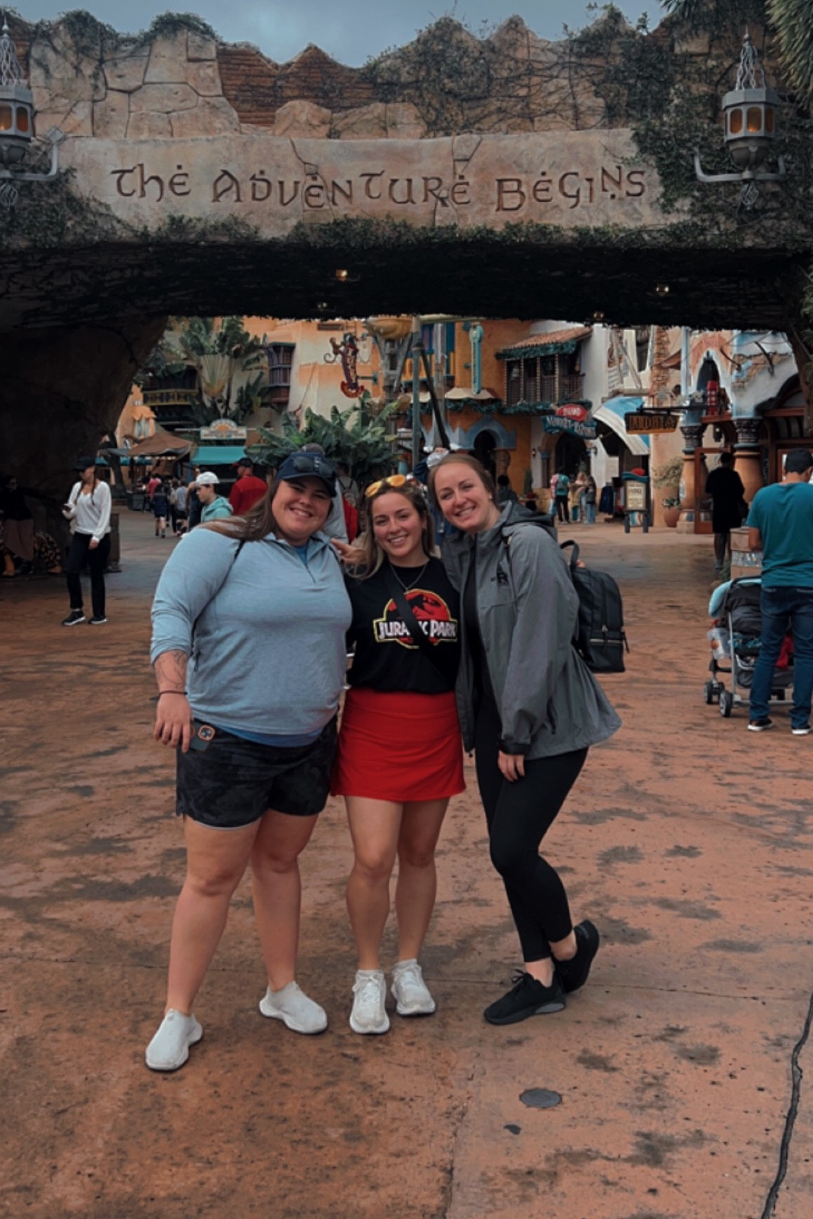 Theme park outfit

#LTKmidsize #LTKMostLoved #LTKstyletip
