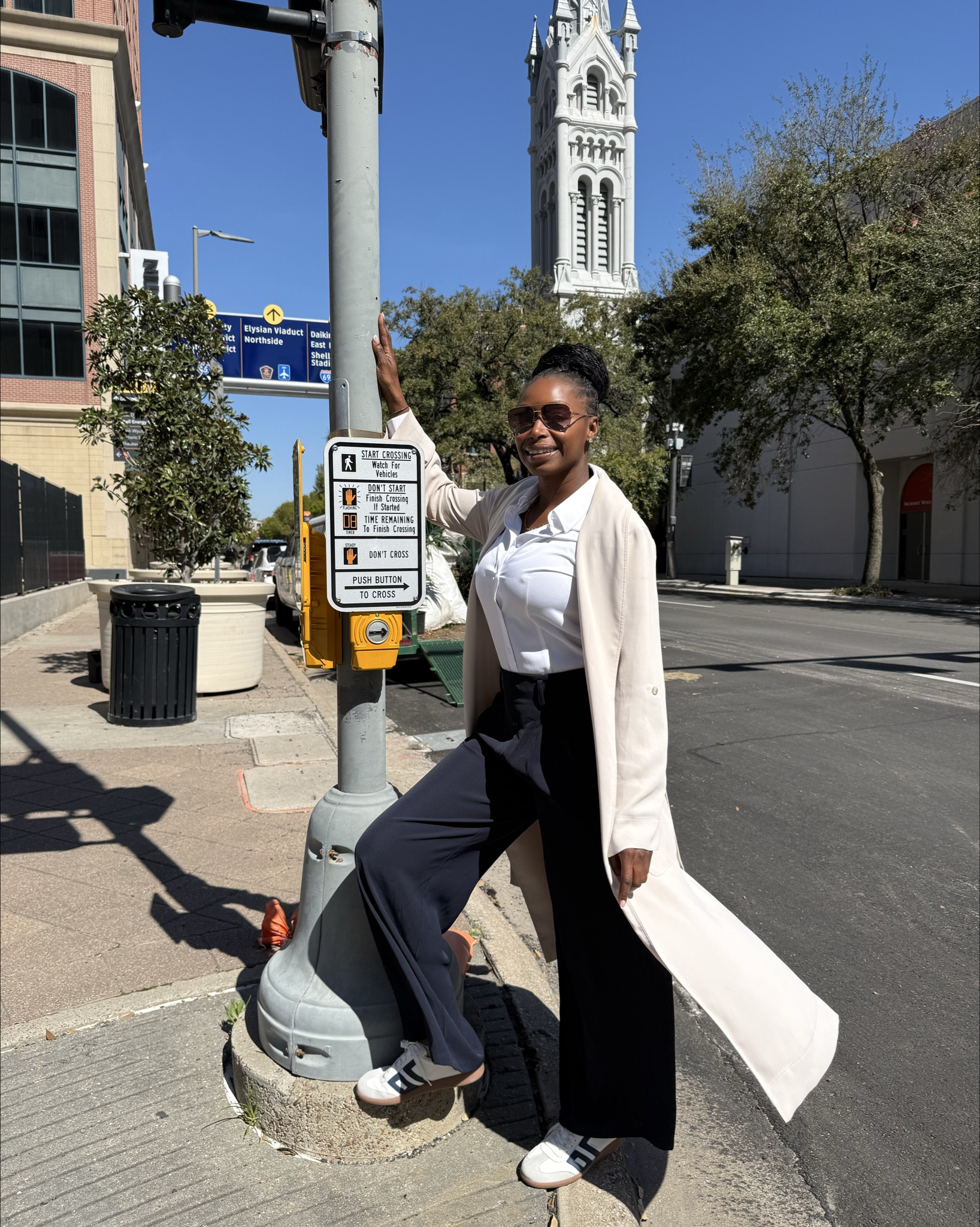 Keeping it professional and cute in the city streets. This @Aritzia robe is the perfect layering piece to elevate your wardrobe. 

#streetstyle #aritizia #workmode

#LTKWorkwear #LTKdayinmylife