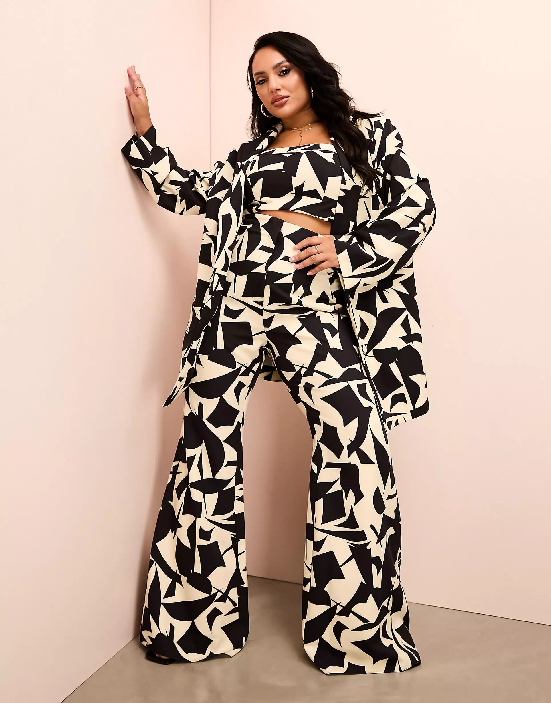 ASOS LUXE Curve flared suit pants in black and white geometric print - part of a set | ASOS (Global)