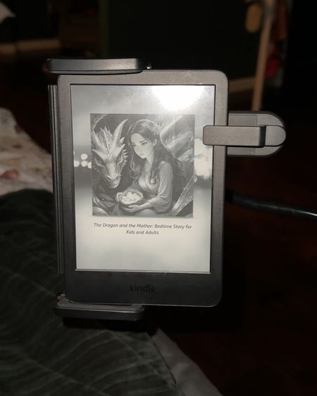 My Kindle set up is now elite! Between my page turner, and my attachable stand I’m so happy!

#LTKHome