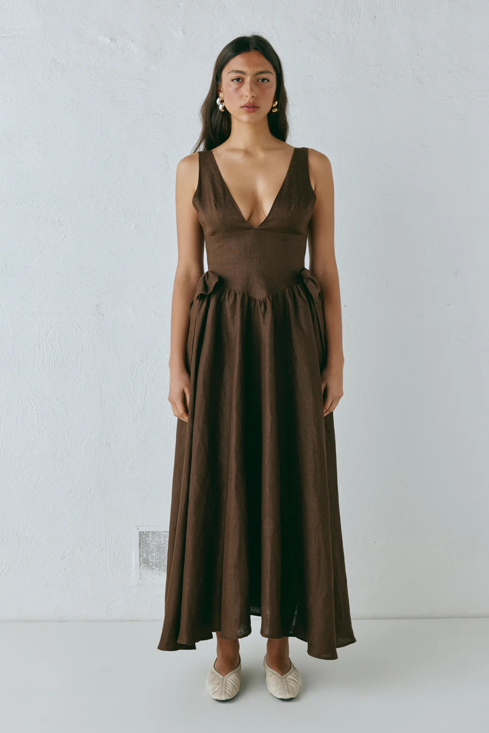 Daphne Linen Midi Dress Chocolate | VRG Grl