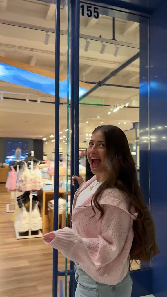 definitely worth skipping school for this 🤗🤗

#LTKStyleTip #LTKWatchNow