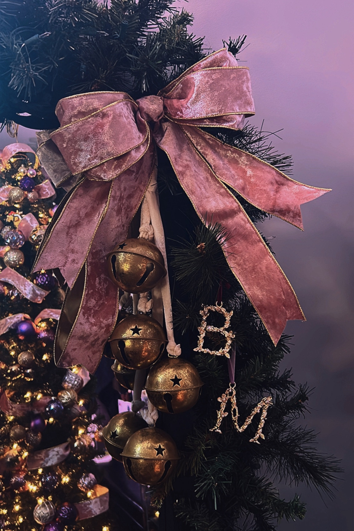 Obsessed with bows & bells🎀🔔

#LTKSeasonal #LTKHoliday #LTKHome