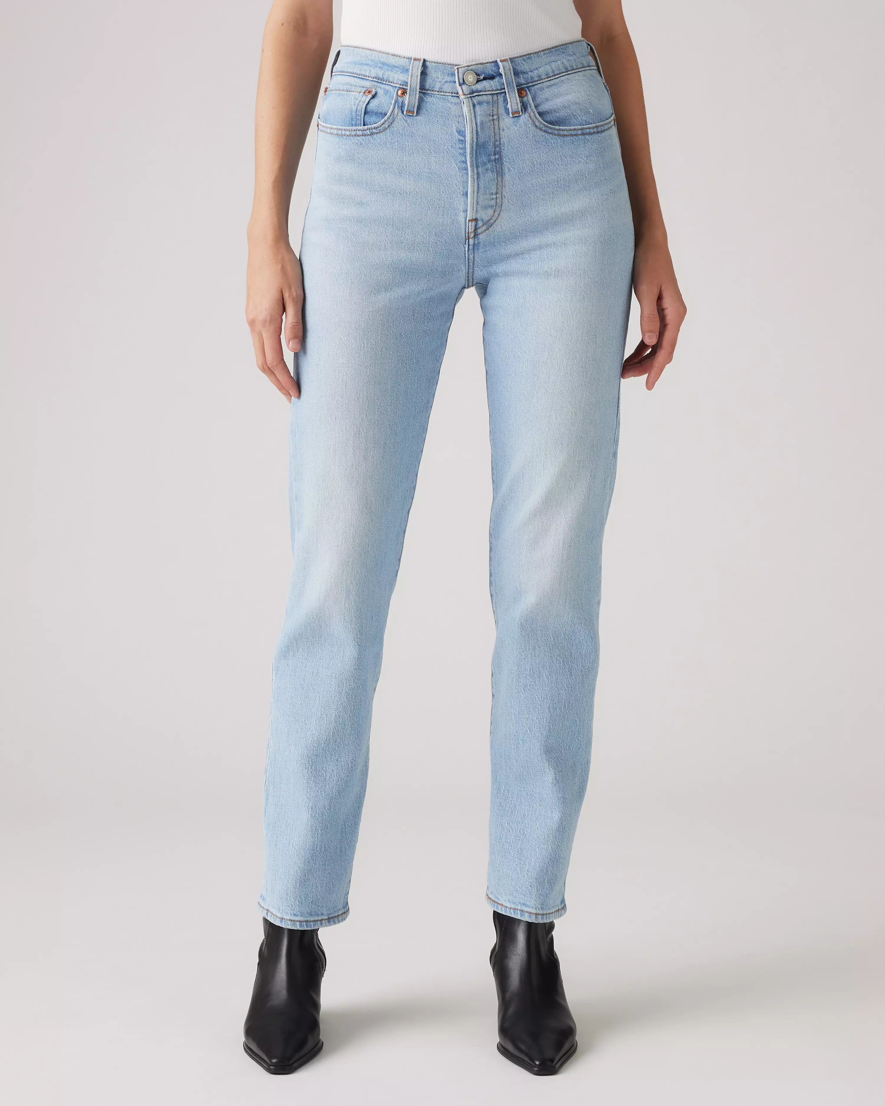 Wedgie Straight Fit Women's Jeans - Light Wash | Levi's® US | Levi's US
