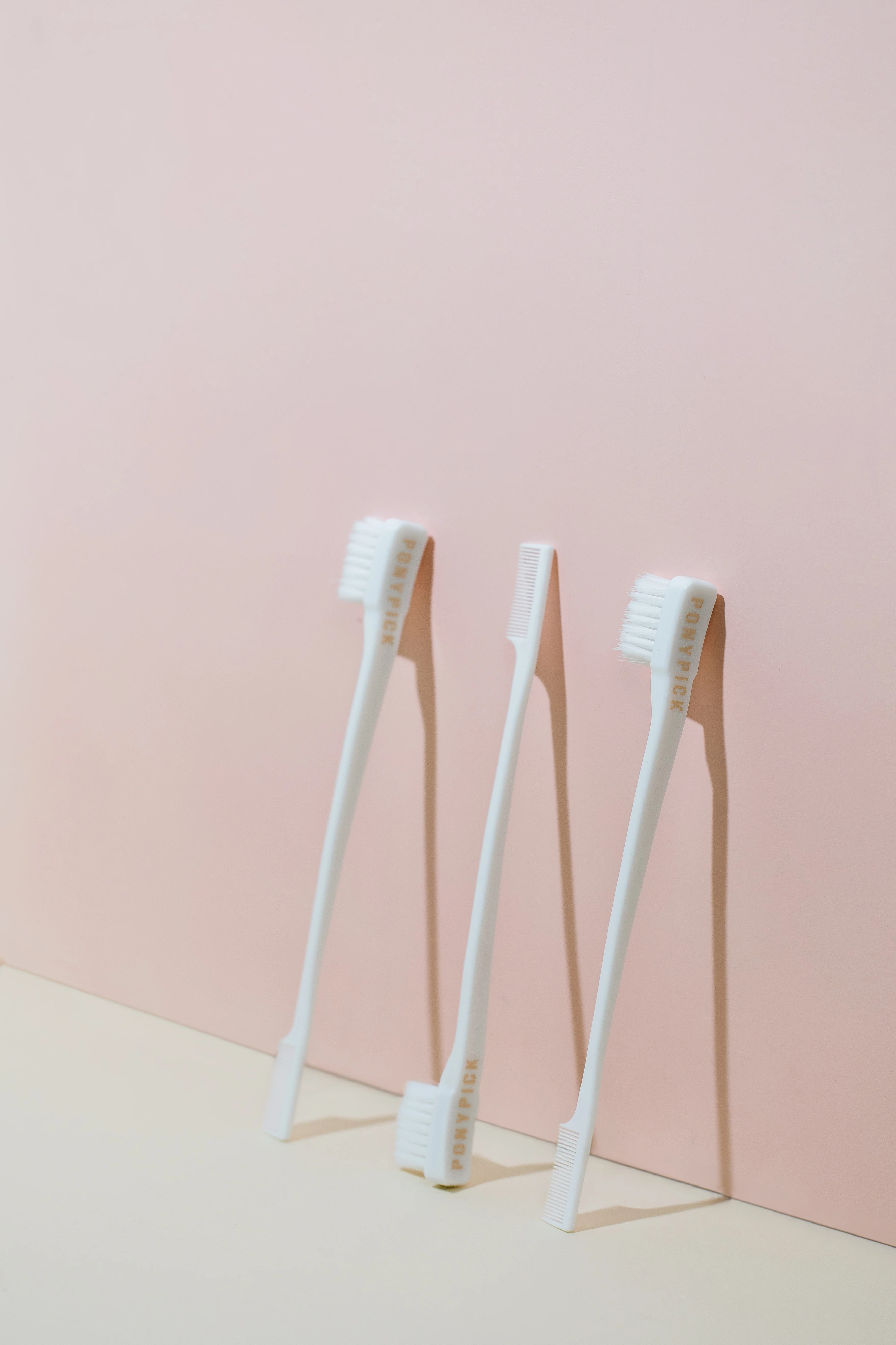 Pro-Glow Edge Brush | The Pony Pick