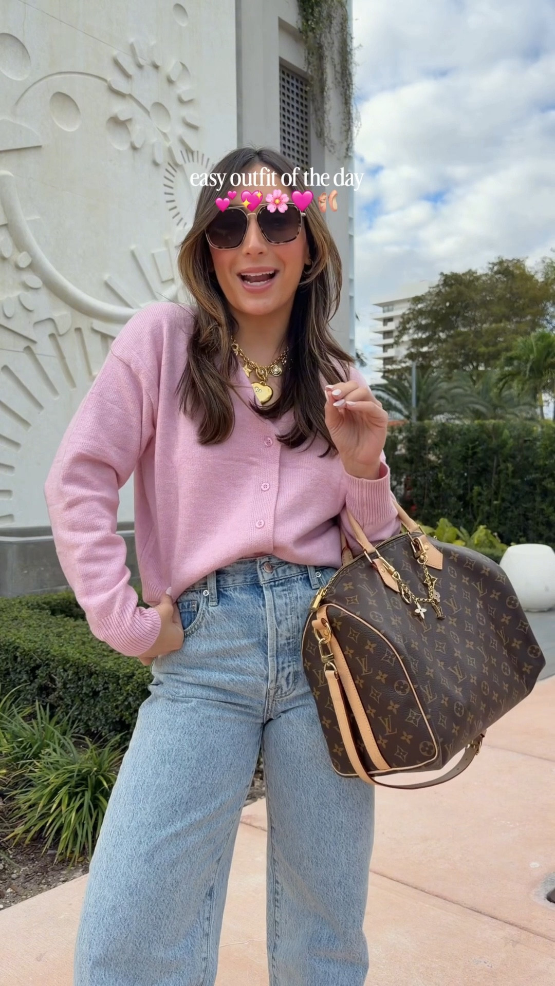 Small cardigan size 25 jeans! 

#LTKootd