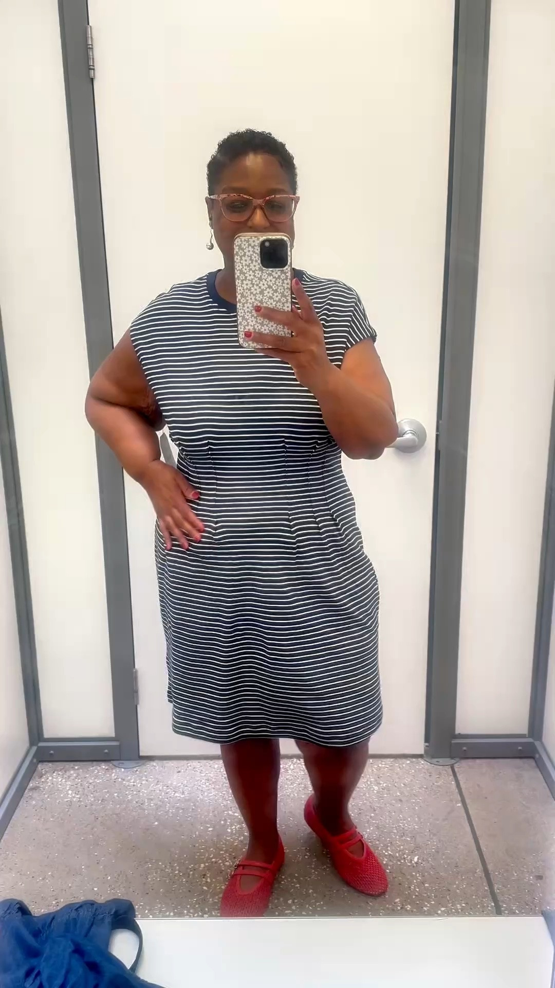 This dress is giving everything 😍 Comfortable, flattering, and gives you the most amazing shape. Dress it up with heels or down with sneakers — either way you look good ✨

#LTKootd #LTKMidsize #LTKWorkwear