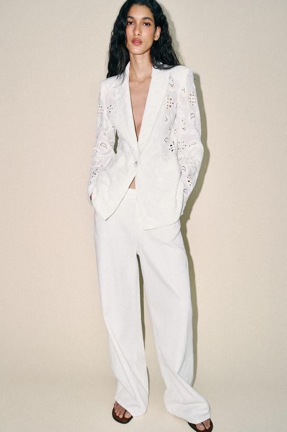 EMBROIDERED PERFORATED SHOULDER PAD TAILORED BLAZER | Zara US