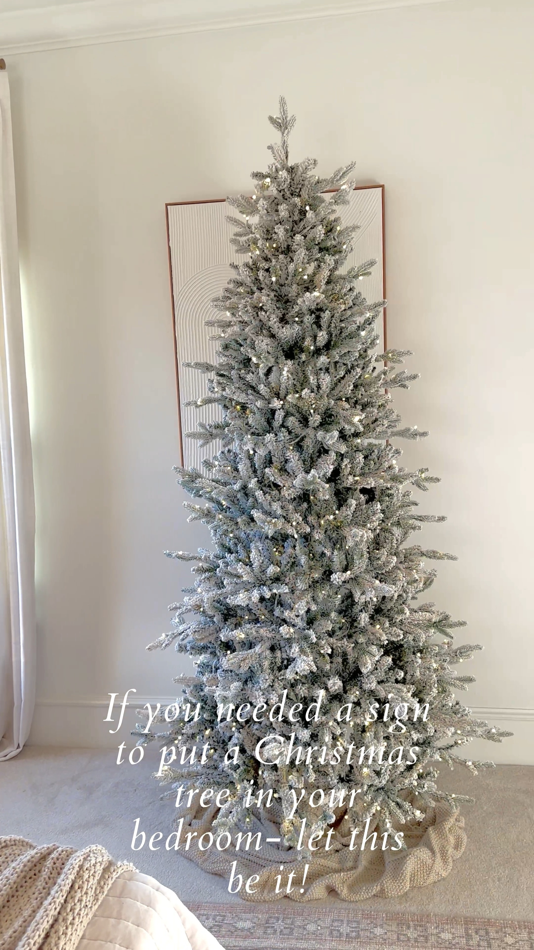So in love with our new bedroom flocked Christmas tree! The viral tree! 

Holiday decor// Christmas finds // Christmas tree remote Sale

#LTKHoliday #LTKHolidaySale #LTKhome