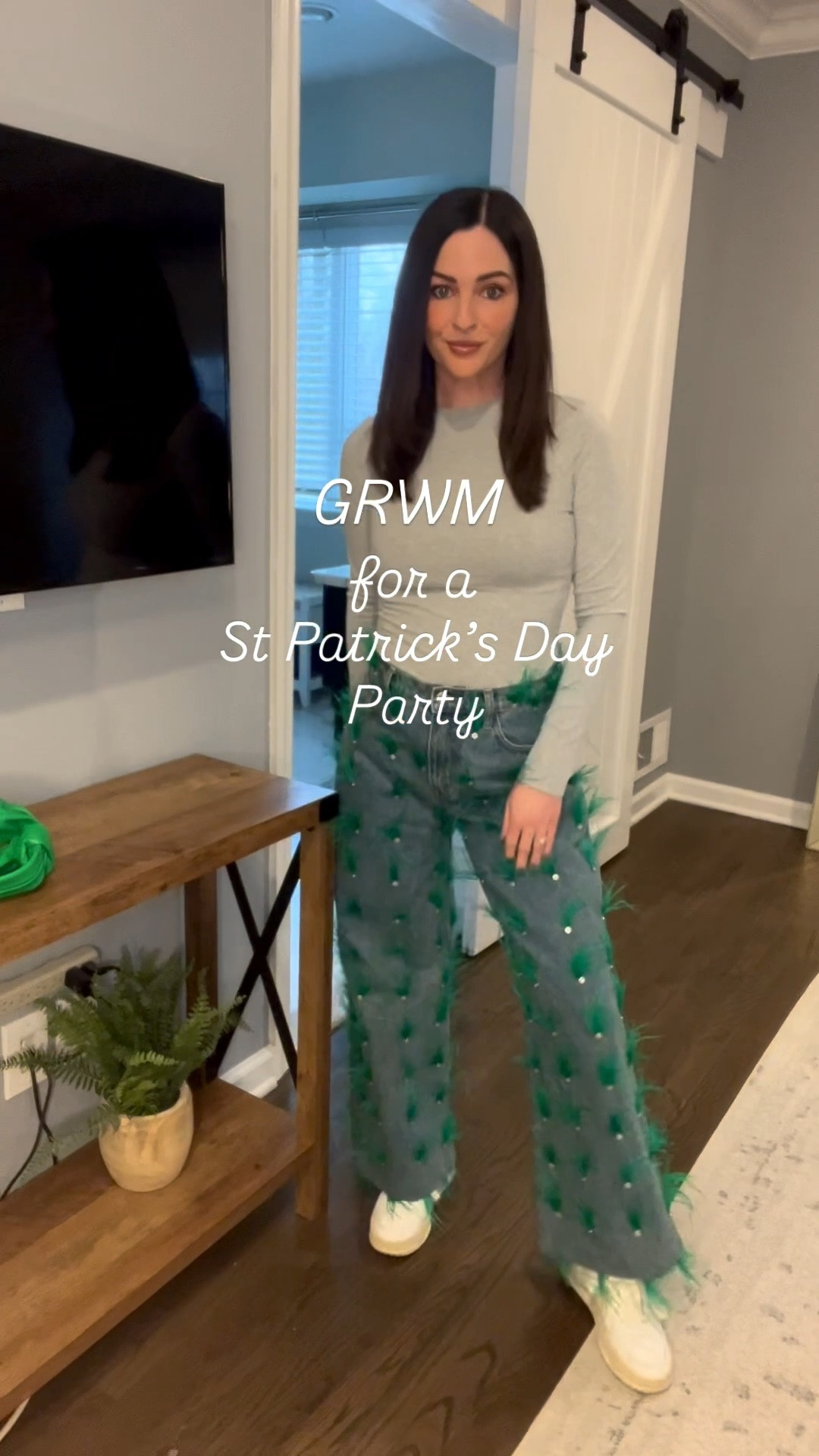 Get ready with me for tonight’s St. Patrick’s Day party 🍀

You know when you see something and just HAVE to have it? Literally me when I saw these fabulous feather jeans from Finesse

And of course I had to keep the accessories on theme — this gorgeous green bag is from @Vivrelle  💚 use my code SHANNANIGAN for your first month free!



#saintpatricksday #stpatricksdayoutfit #greenoutfit #outfitideas #vivrellepurse #grwm


#LTKgrwm #LTKPetite #LTKSeasonal