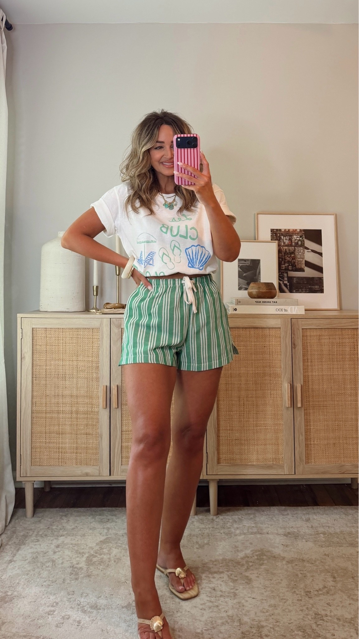 35% off with LEANN35, if expired use code LEANN30 comfy cute beach vacation outfit idea! vici, summer outfit

#LTKootd