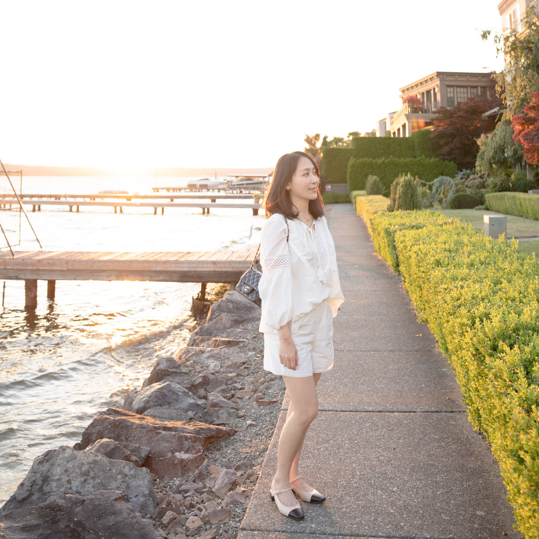 近期有看劉亦菲演的玫瑰的故事的話
應該對Fabrique家衣服不陌生
劉亦菲在裡面穿好幾套他家的衣服都美呆了!
官網現在夏季大促7折起+額外88折
我的6套實穿照+詳細心得請參考文章:
romaystyle.com/fabrique


#LTKtravel #LTKAsia #LTKsalealert