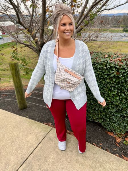✨SIZING•PRODUCT INFO✨
⏺ Gray Houndstooth Sweater Cardigan •• M •• TTS •• Walmart
⏺ Red Flare Leggings Yoga Pants •• XL •• TTS •• Walmart  
⏺ Gray Felt Clogs •• TTS 
⏺ Bag  •• Walmart 
⏺ White Ribbed Tank •• XL •• TTS •• Walmart 

📍Say hi on YouTube•Tiktok•Instagram ✨Jen the Realfluencer✨ for all things midsize-curvy fashion!

👋🏼 Thanks for stopping by, I’m excited we get to shop together!

🛍 🛒 HAPPY SHOPPING! 🤩


#walmart #walmartfinds #walmartfind #walmartfall #founditatwalmart #walmart style #walmartfashion #walmartoutfit #walmartlook  #lounge #loungewear #loungeoutfit #loungewearoitfit #loungestyle #loungewearstyle #loungefashion #loungewearfashion #loungelook #loungewearlook  #cardigan #sweater #cardigansweater #cardigans #cardiganoutfits #outfitswithcardigans #howtostyleacardigan #cardiganfashion #cardiganstyle #cardiganlook #stylingacardigan #affordablecardigan #affordablecardigans 
#under10 #under20 #under30 #under40 #under50 #under60 #under75 #under100 #affordable #budget #inexpensive #budgetfashion #affordablefashion #budgetstyle #affordablestyle #curvy #midsize #size14 #size16 #size12 #curve #curves #withcurves #medium #large #extralarge #xl  


#LTKSeasonal #LTKHoliday #LTKunder50