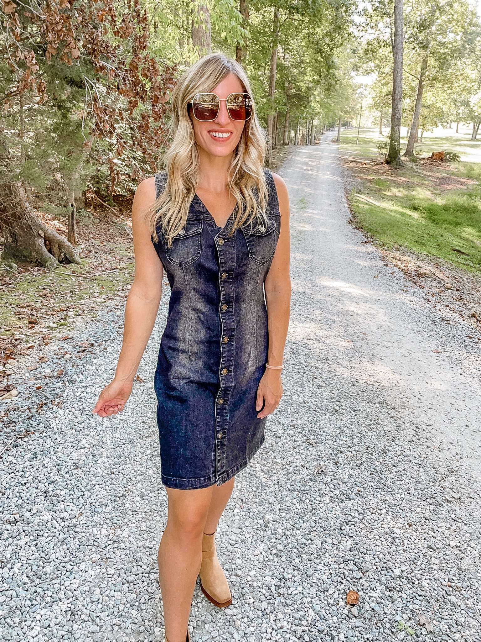 Amazon denim dress , amazon fashion , fall dress 

#LTKunder100 #LTKSeasonal #LTKunder50