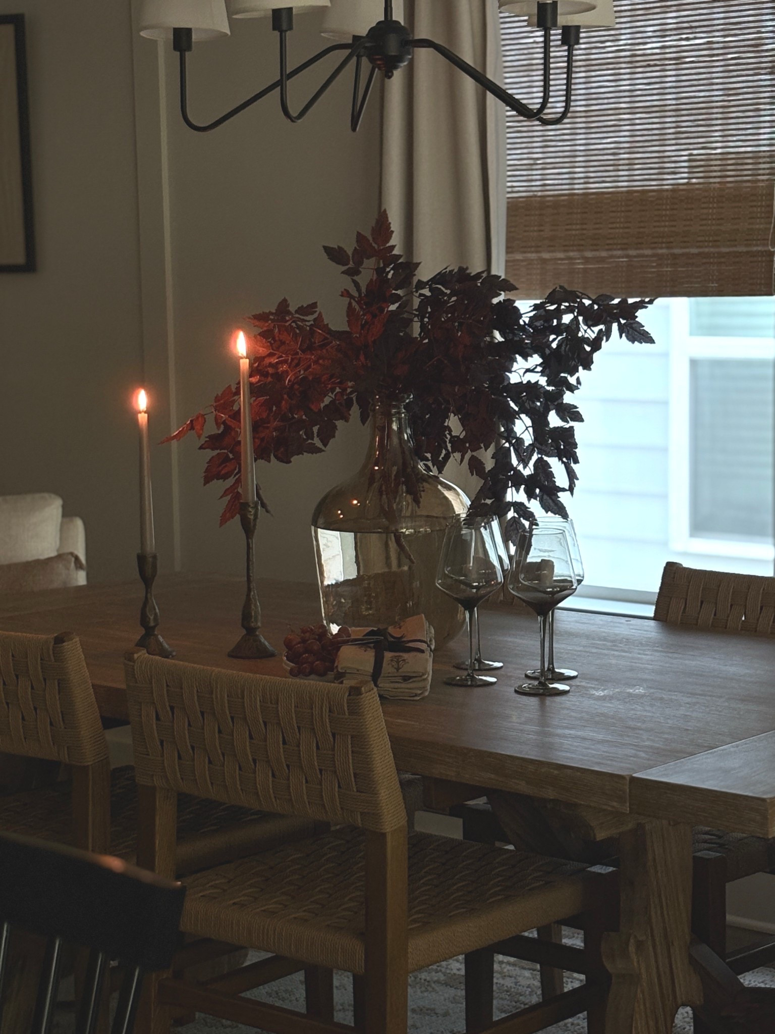 Dining room refresh. Neutral, organic, modern. These dining chairs are to die for!!! 

#LTKHome
