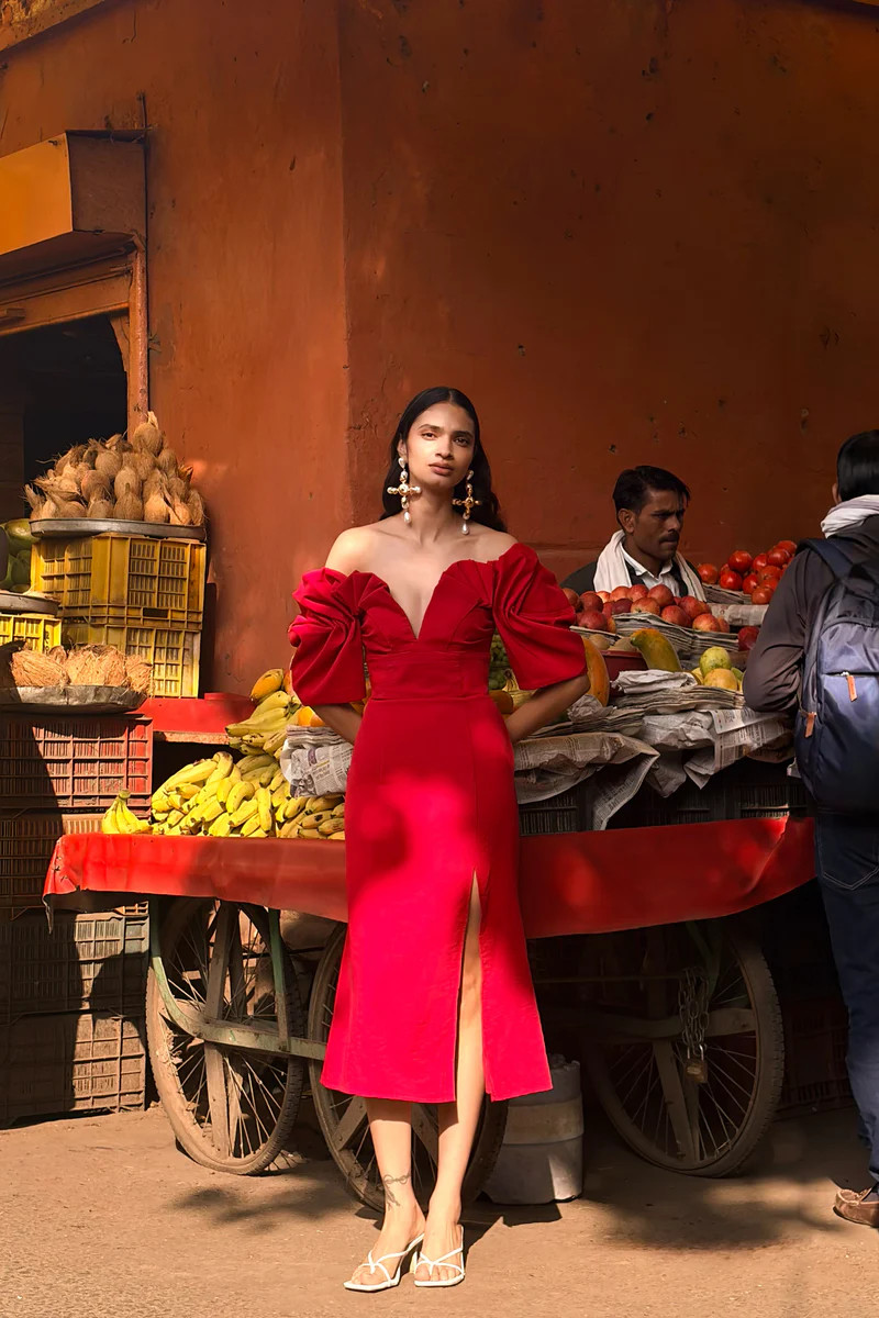 Fiona  Red Plunge-Neck Split Midi Dress | Club L London