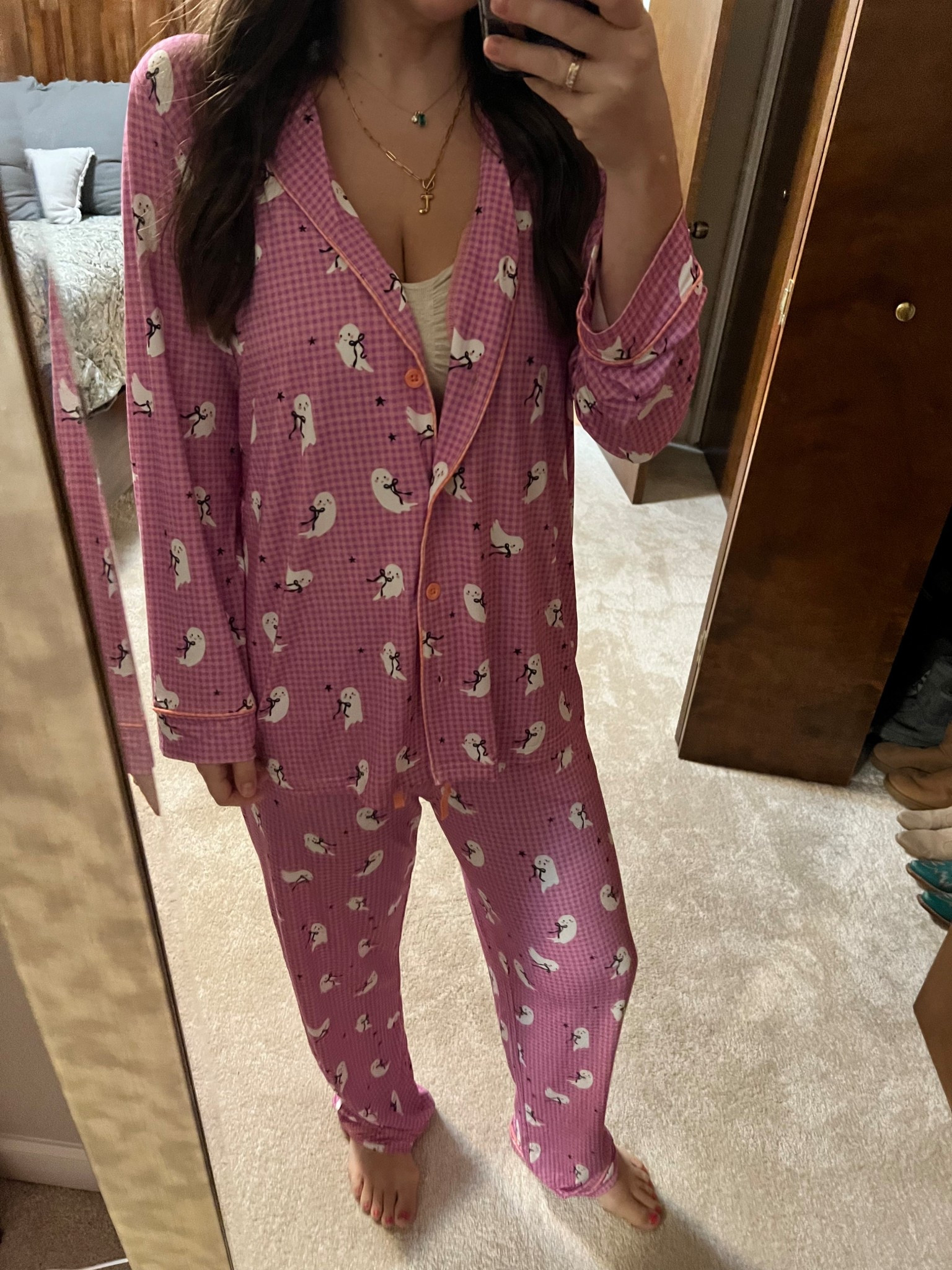 Just Ghosting work🤣👻💁🏻‍♀️ #halloween #pjs #cozy #matching #nursing #pumping #postpartum #fall

#LTKSeasonal #LTKHome #LTKHalloween
