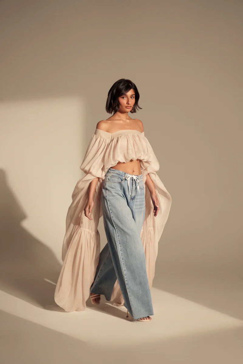 SLOUCHY SQUARE NECK LONG SLEEVE BLOUSE TOP | AKIRA