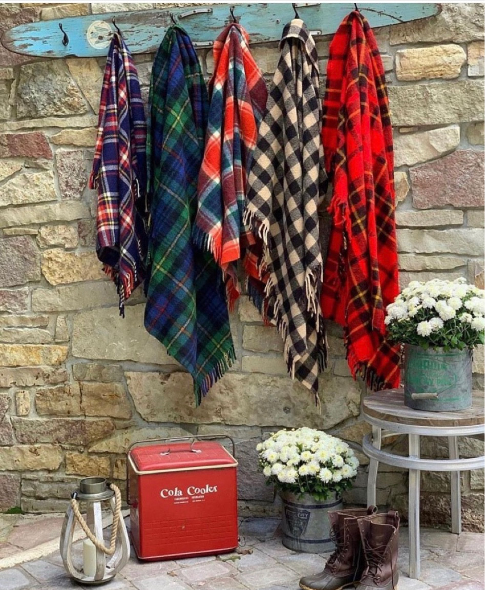 Summer to Fall

#LTKSeasonal #LTKFind #LTKhome