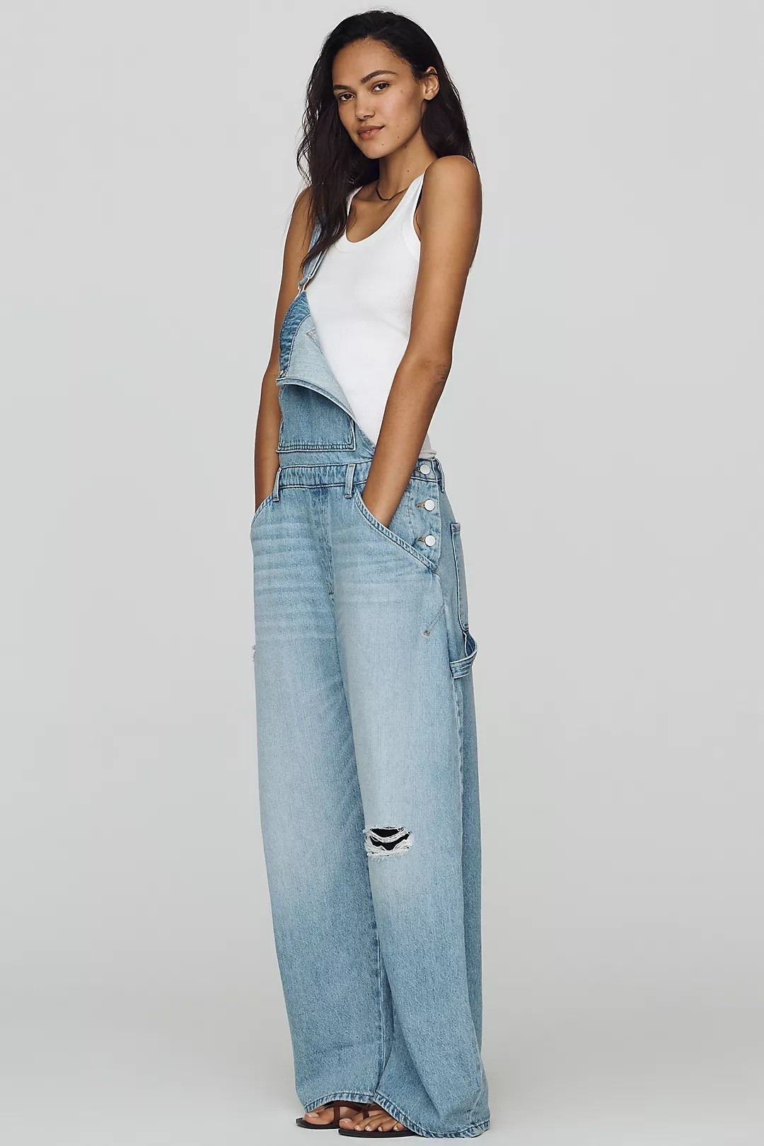 The cutest jumpsuit

#LTKMidsize #LTKmomlife #LTKOver40