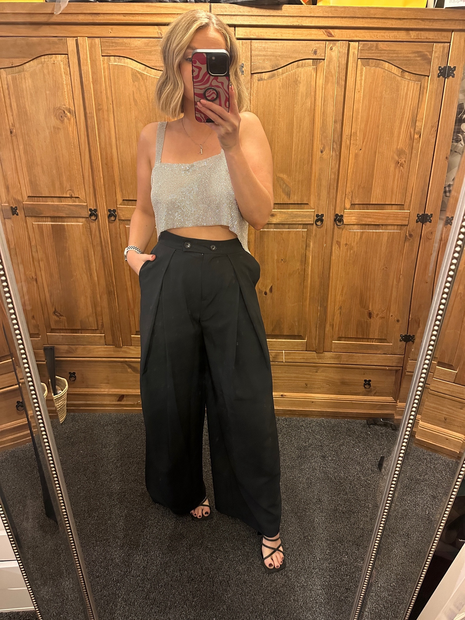 Sparkle season! Christmas nights out inspo. 🎉 

#LTKGiftGuide #LTKSeasonal #LTKparties