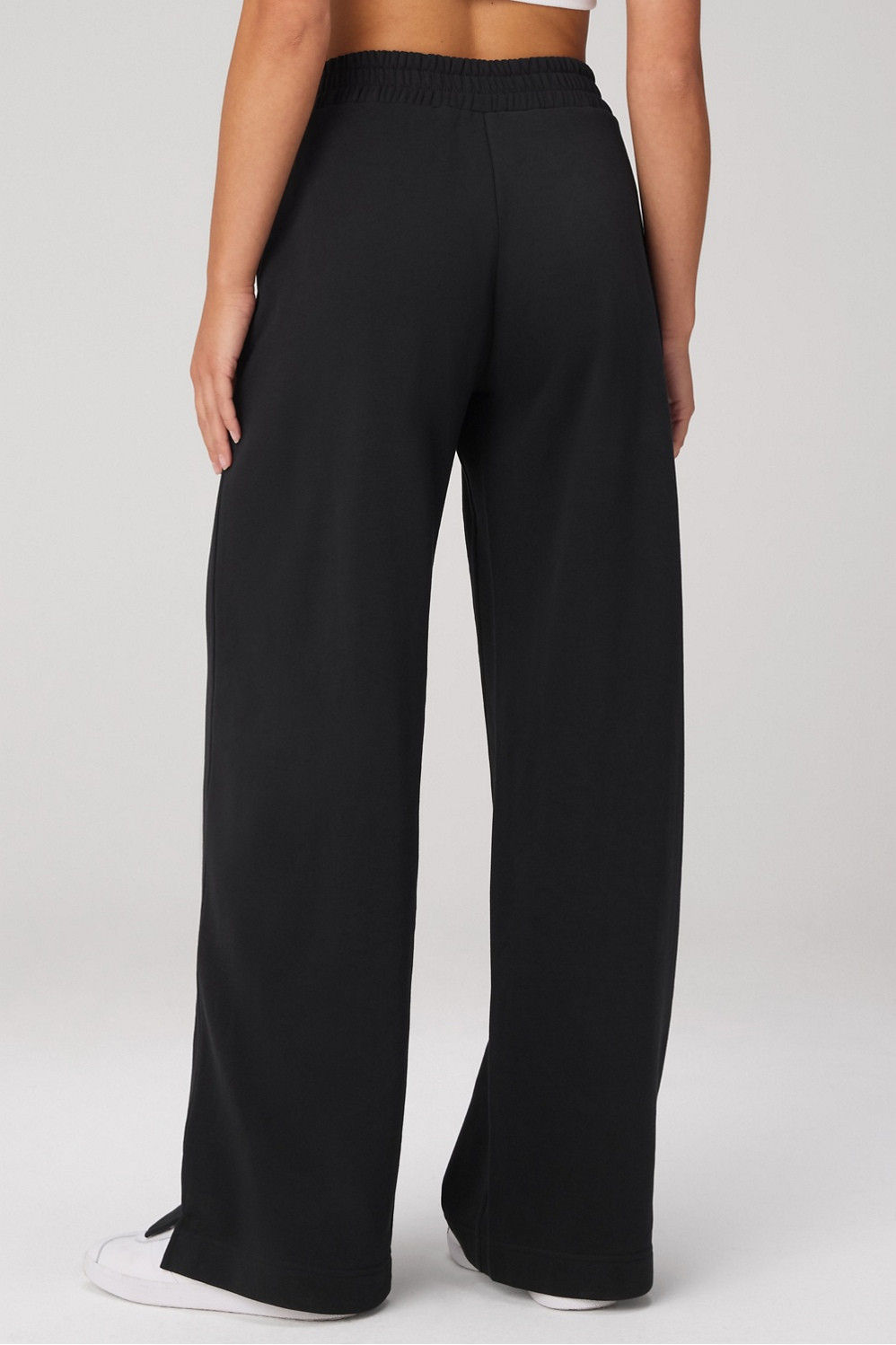 Year Round Terry V-Waist Sweatpant | Fabletics