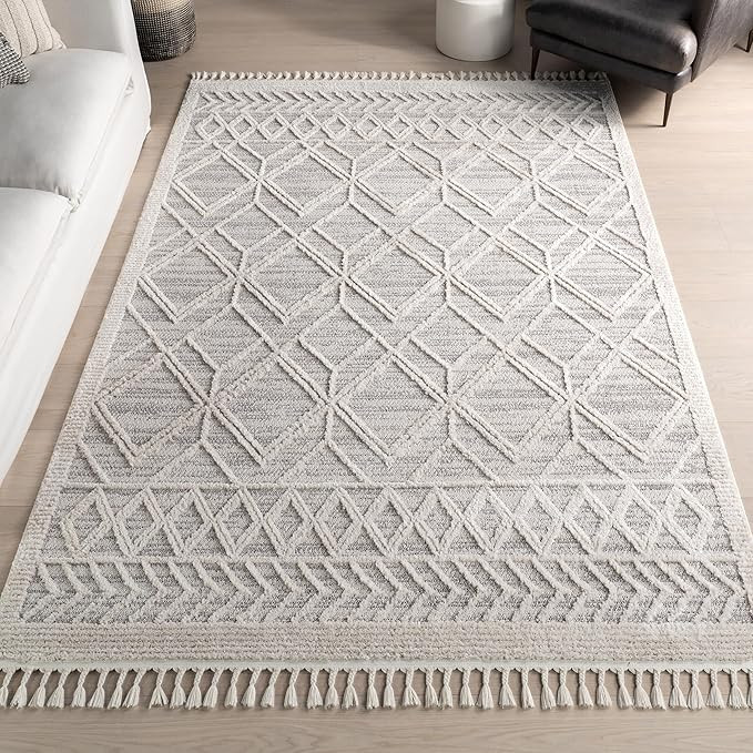 nuLOOM 7x9 Ansley Moroccan Tassel Area Rug, Light Grey, High-Low Textured Bohemian Design, Plush ... | Amazon (US)