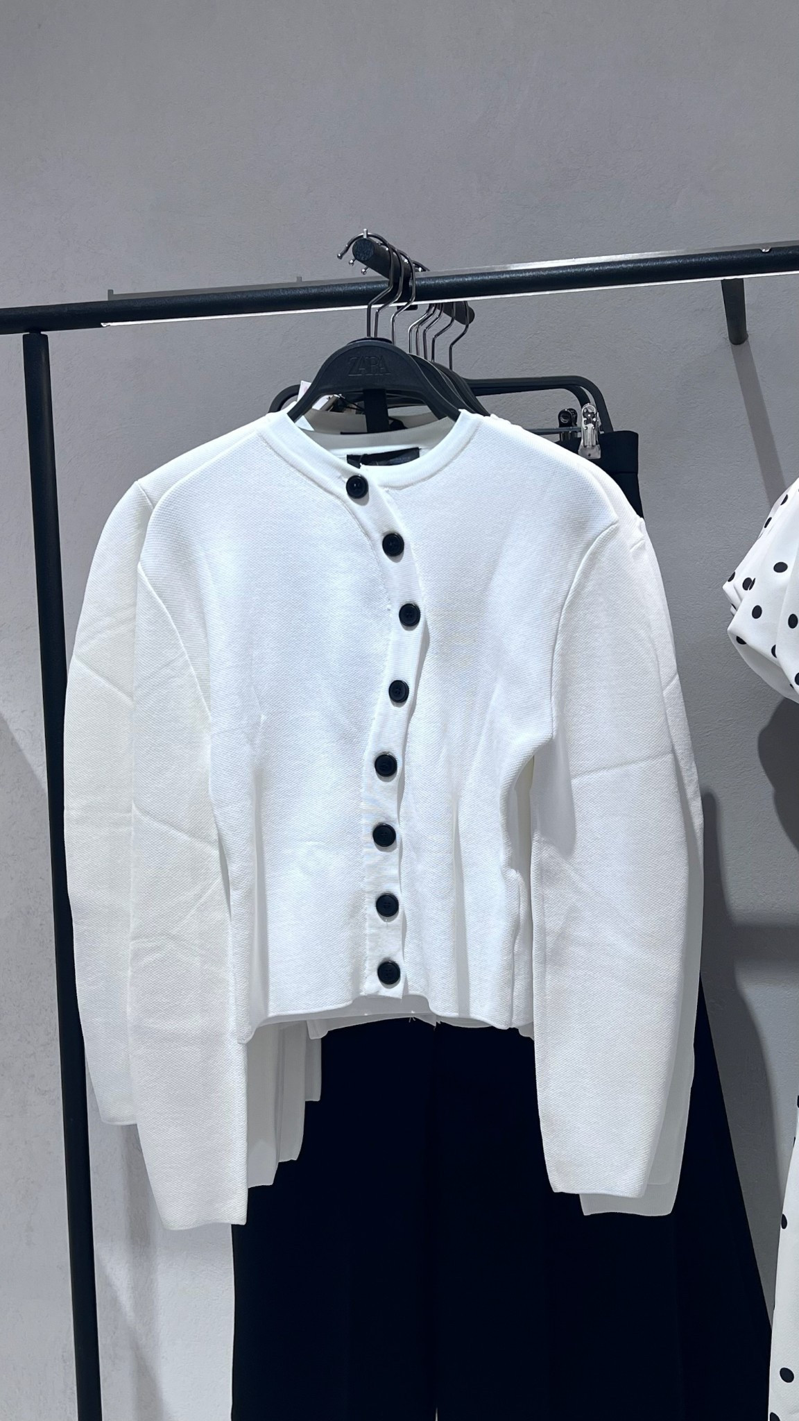 White knit sweater find! Pair with jeans, skirts and more!

#LTKMidsize #LTKootd