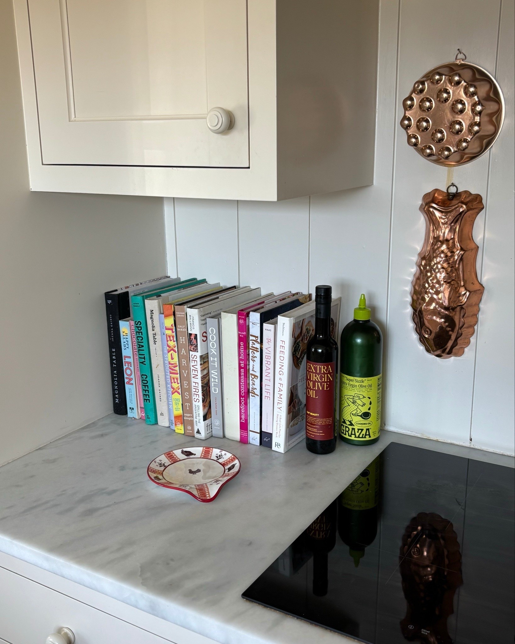 The cutest spoon rest and other kitchen details!

#LTKdayinmylife #LTKfoodie #LTKHome