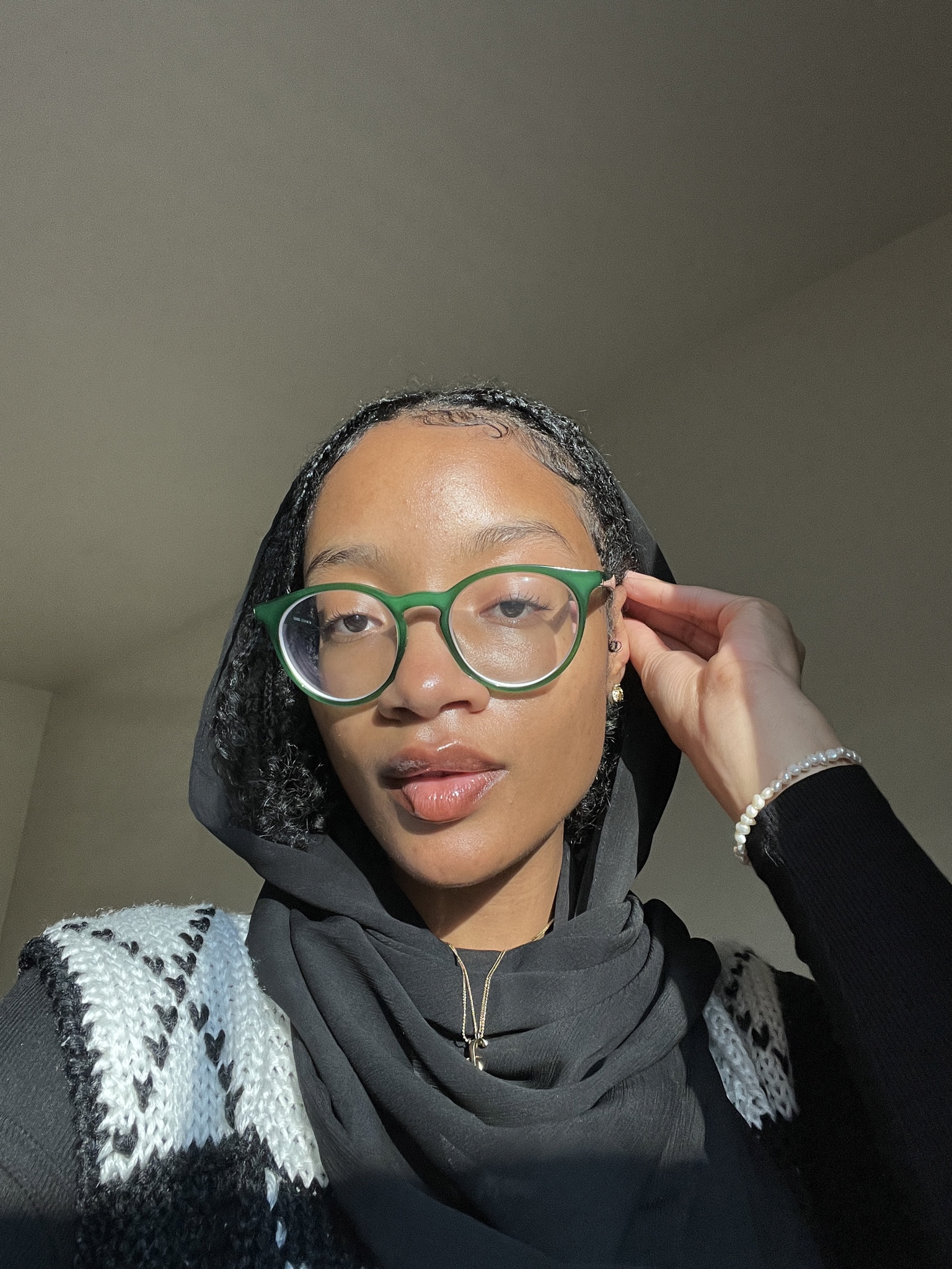 Black + White with a pop of color will always be a Fall fashion favorite 🤭 Crossbody bag from Fatrue.bigcartel.com



#LTKstyletip #LTKU #LTKSeasonal