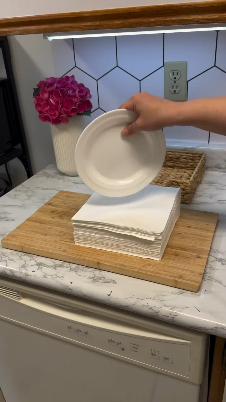 Turn simple napkins into a stunning table flower in seconds ✨
No folding skills needed — just a plate! Perfect for guests, parties, or cozy dinners.

#tablescapeideas #diydecor #hostingideas #homehacks #simpledecor

#LTKHome #LTKU #LTKfoodie