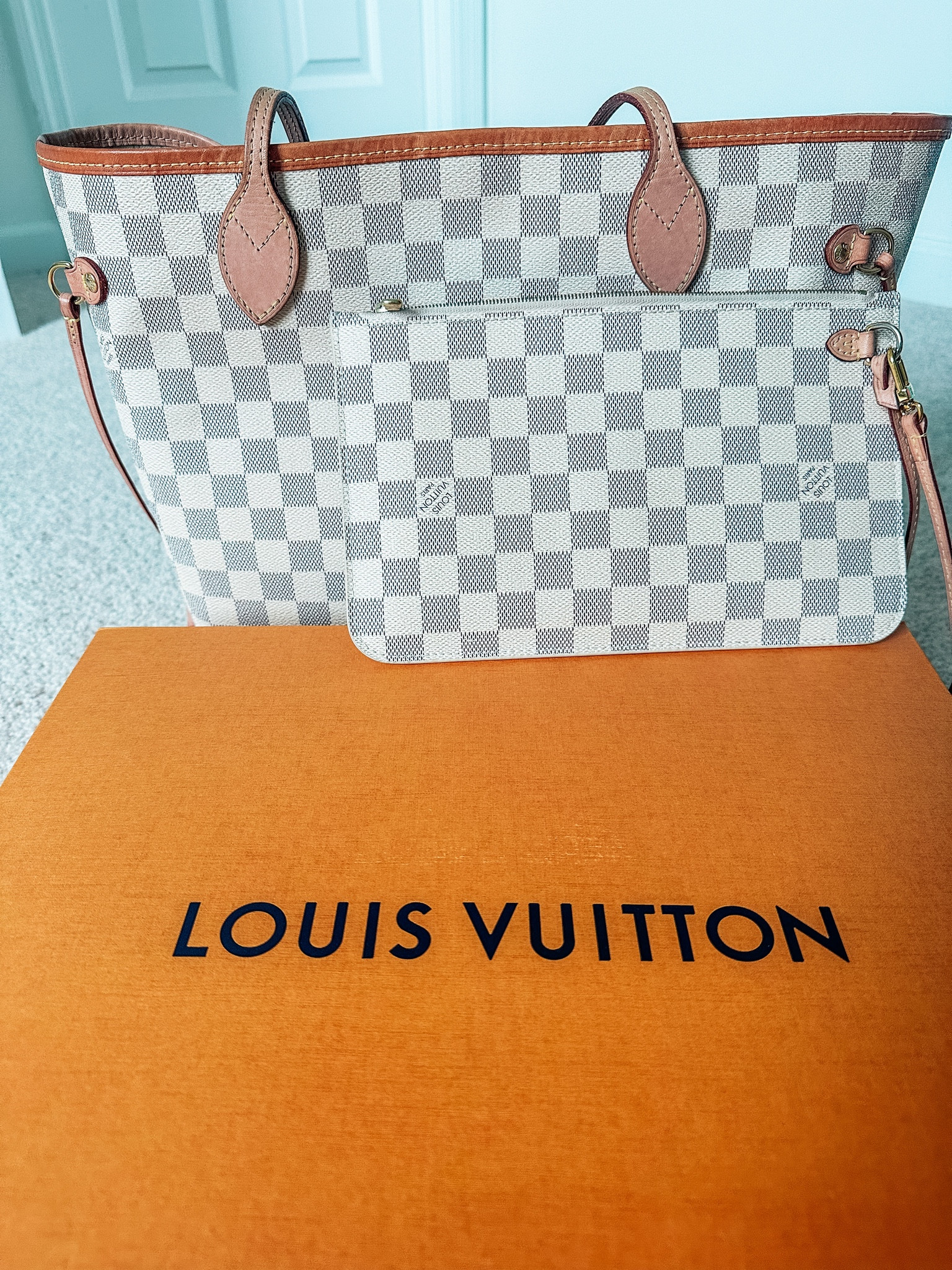 Louis Vuitton Neverfull MM
Full rating on #lemon8

#LouisVuitton 

#LTKGiftGuide #LTKitbag #LTKunder50
