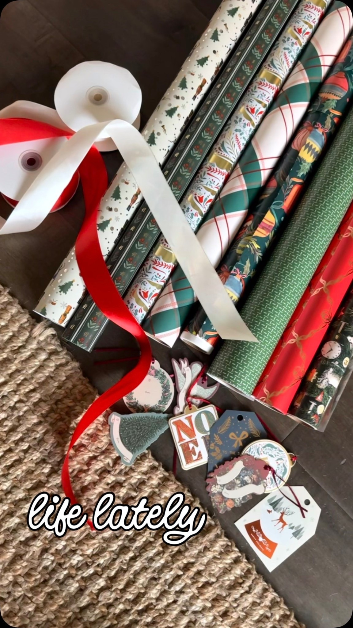 Christmas wrapping paper 

#LTKGiftGuide #LTKdayinmylife #LTKHoliday