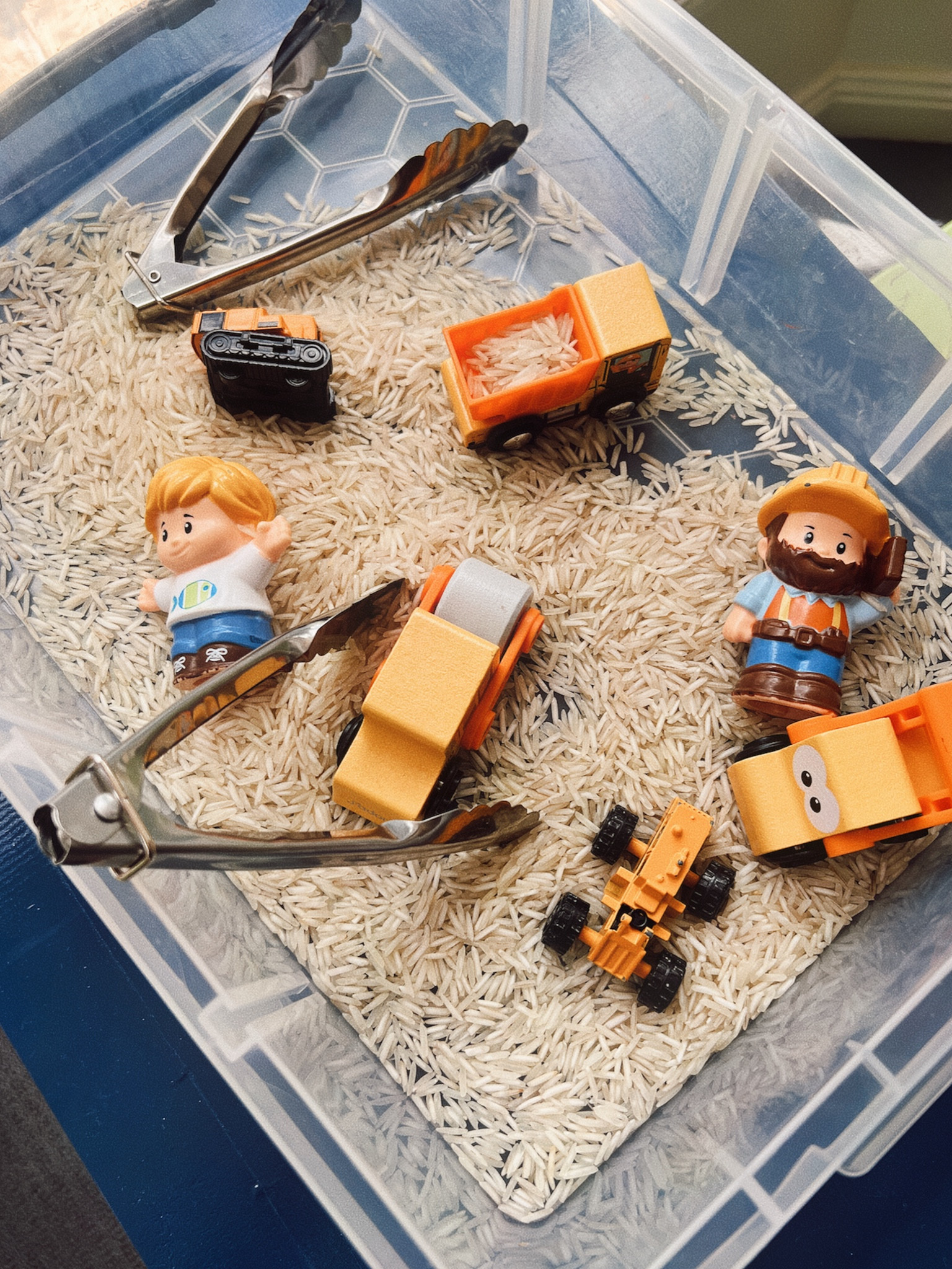 Sensory bin, kids play ideas, construction theme toy, toddler toys, toddler gift ideas 