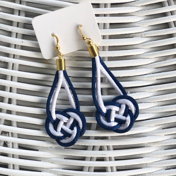 Knotical earrings- Navy/white | Etsy (US)