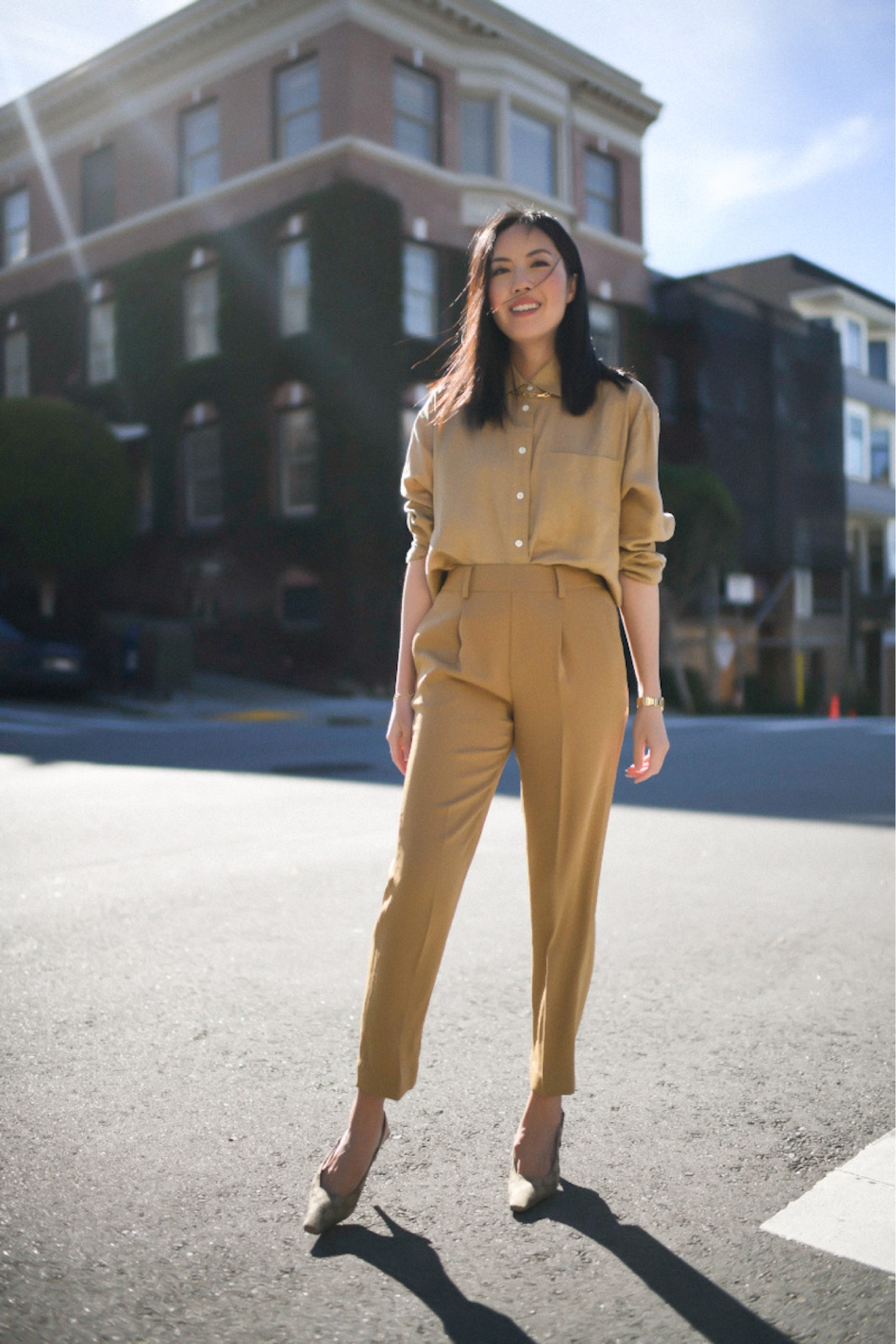 Monochromatic professional outfit! Button up shirt paired with Vince tapered pull up trousers and Gucci monogram slingback sandals.

#professionalwear
#officestyle
#businesscasual
#winteroutfits

#LTKworkwear #LTKSeasonal #LTKshoecrush