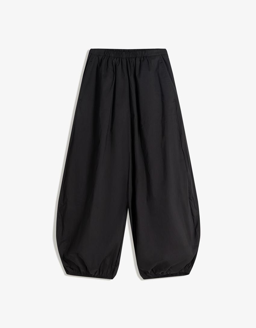 Bloomer trousers - Women | Bershka GB